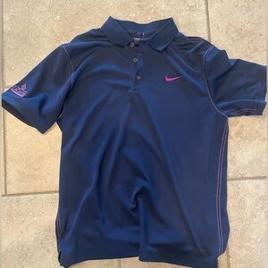 Men’s Size L Nike Golf Shirt. La Cantera Logo